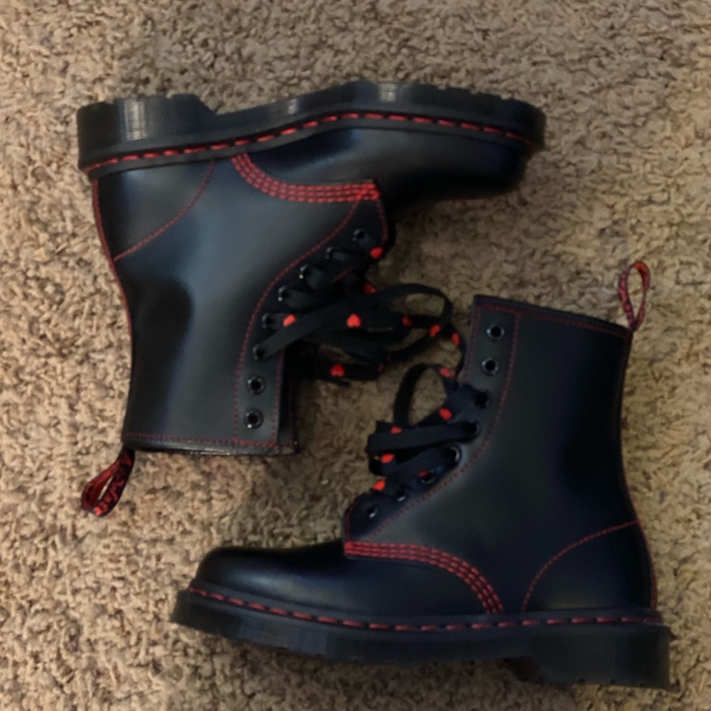 Dr martens 1460 contrast stitch red